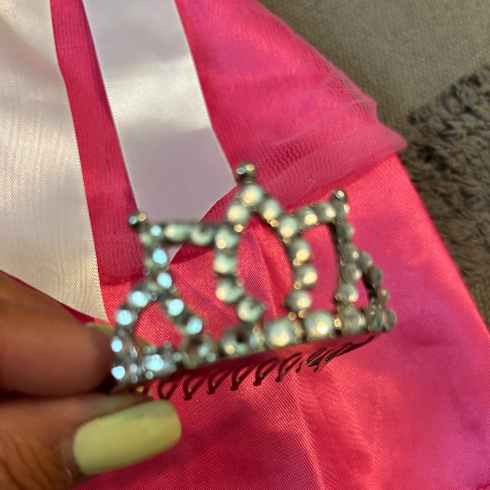 🇺🇸 American Girl rhinestone tiara and dress for dolls